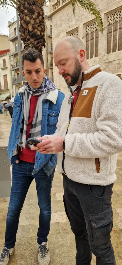 Sébastien Balieu and a Coddy business partner during a game in the city